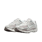 IM3486-001-Zoom Vomero 5 Metallic Silver