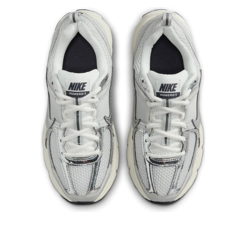 F6998011-Zoom Vomero 5 'Photon Dust Chrome'