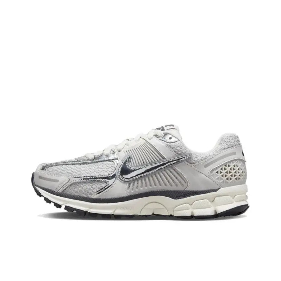 IV5738-133-Zoom Vomero 5 Athletic Shoes