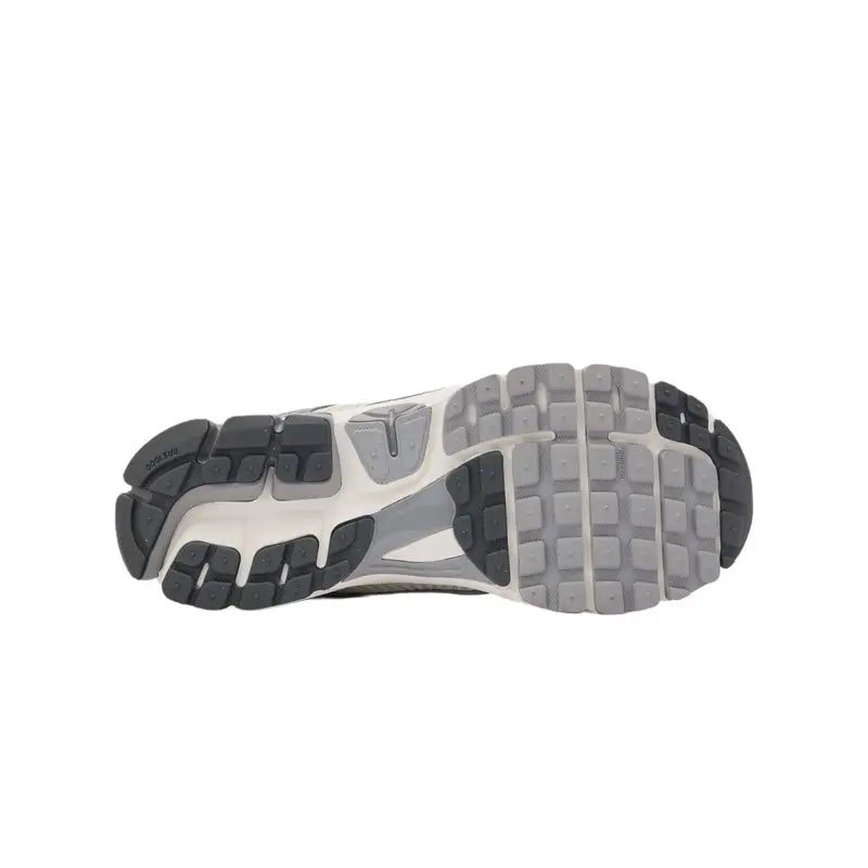 IM2219-121-Zoom Vomero 5 Summit White Metallic Silver Men¡¯s
